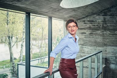 SABINE HUEBNER